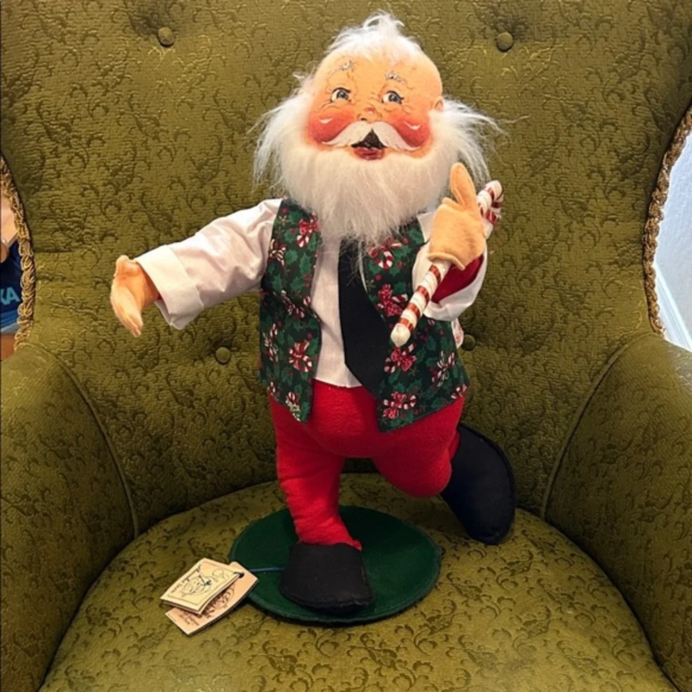 Vintage Annalee Santa Figure with Red and Green Outfit aprox 17”h